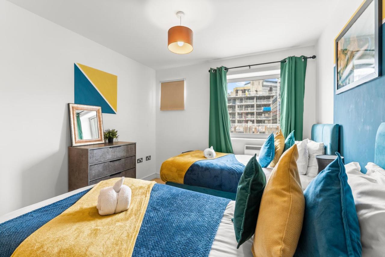 Enchanting Bristol Abode -Sleeps 6 With Balcony! Exterior photo